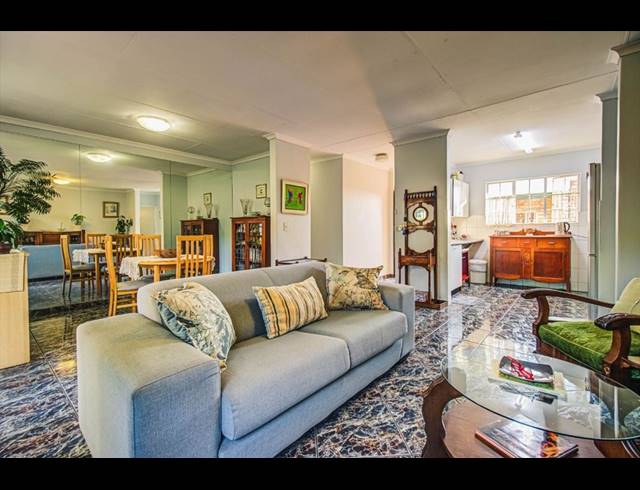 3 BEDROOM APARTMENT FOR SALE IN GLEN MARAIS